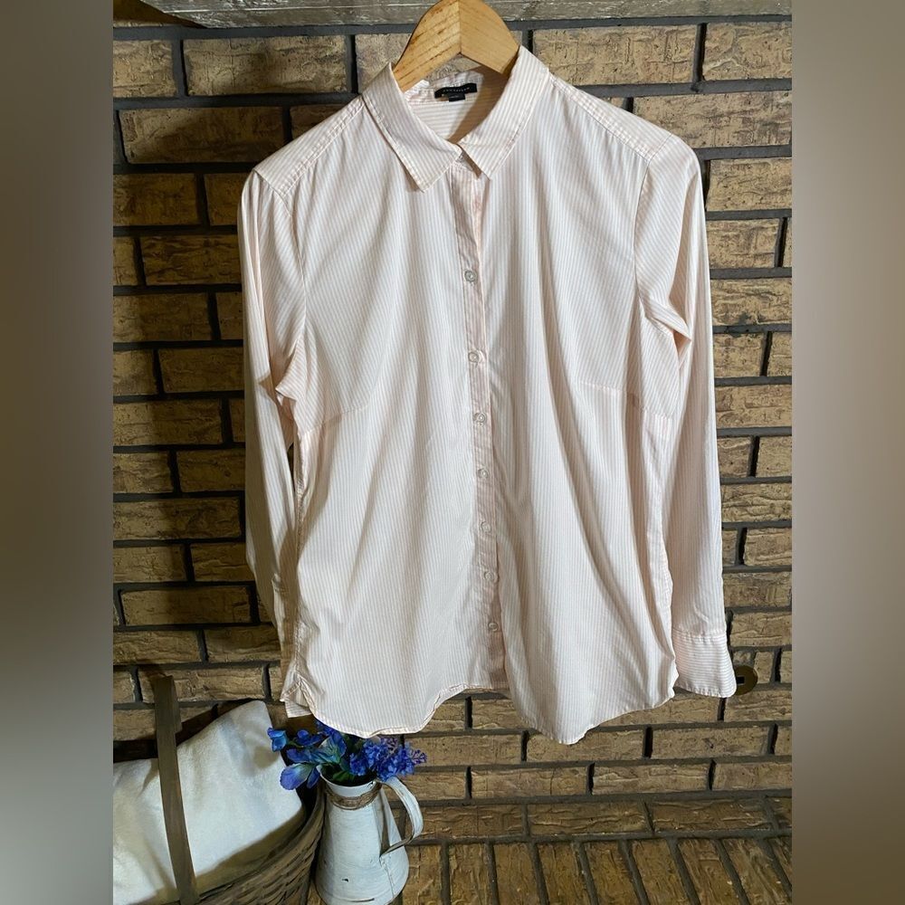 Ann‎ Taylor orange and white striped button down